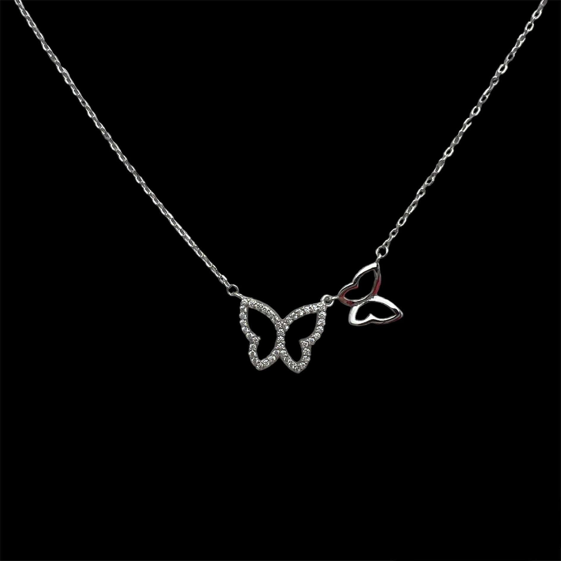 Silver Pendant Necklace