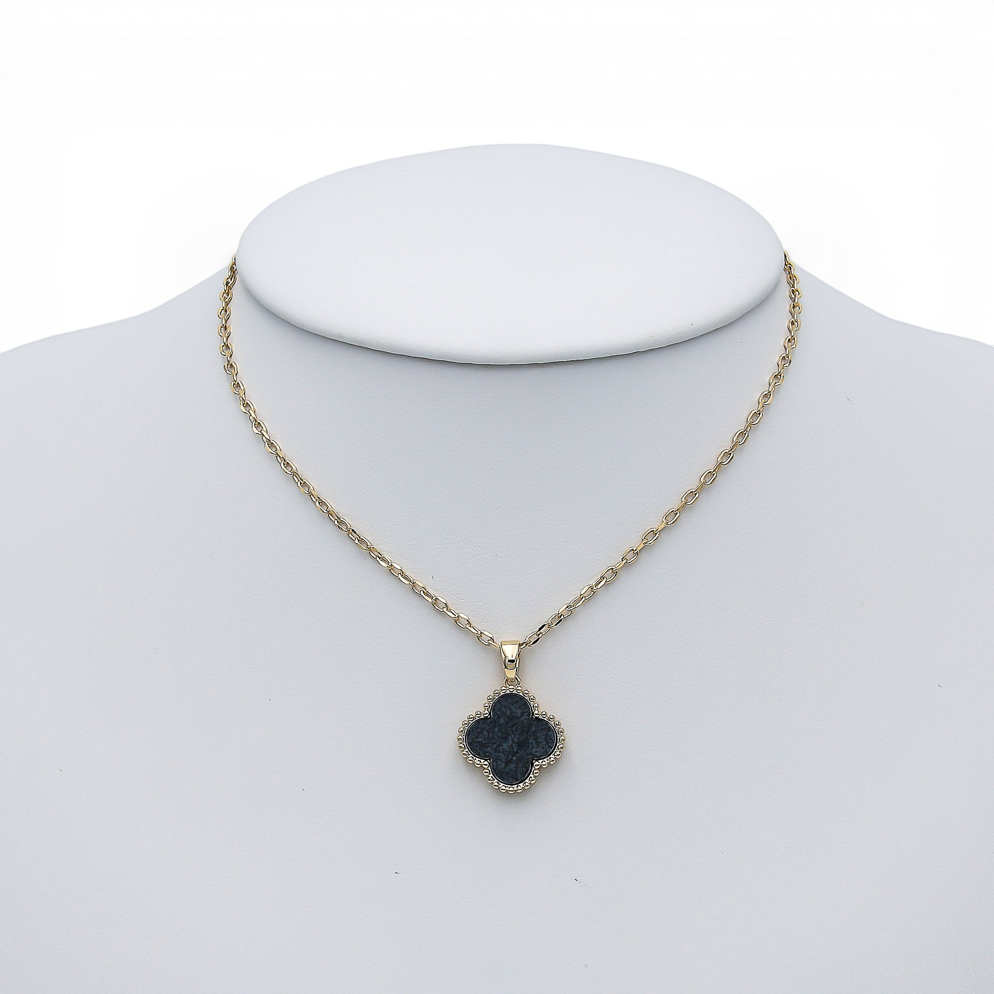 Colier A Clover Black Placat cu Aur