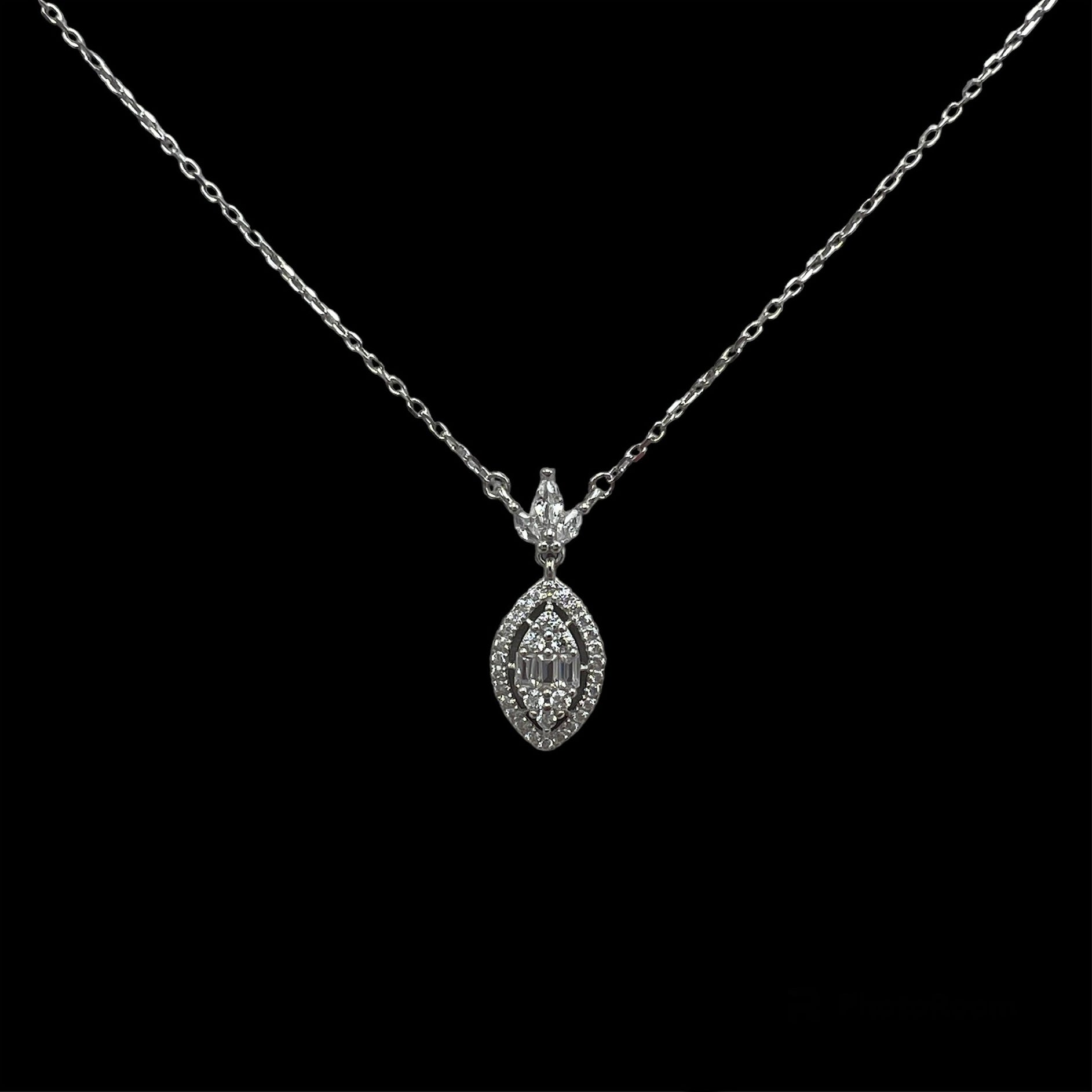 Silver Pendant Necklace