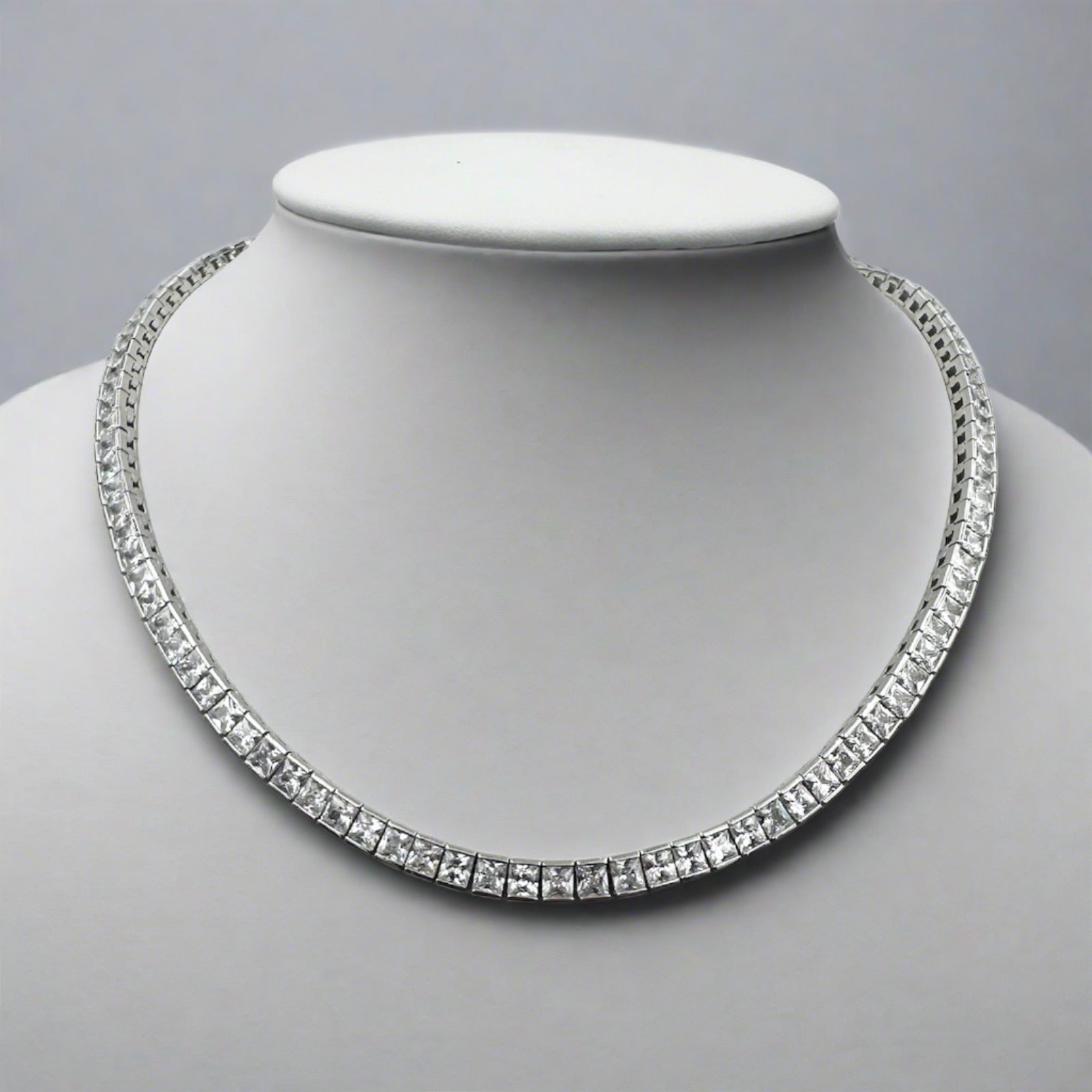 Necklace Tennis Casette 4 mm Silver Neck Base