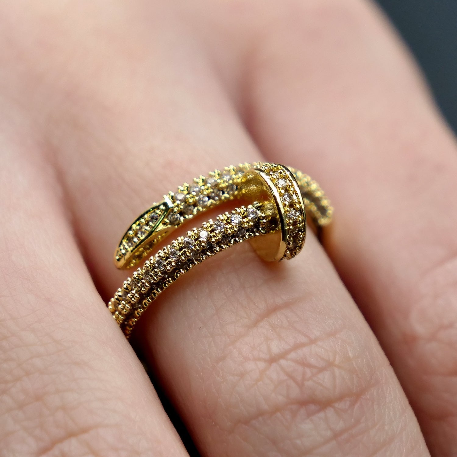 Screw Gold Adjustable Ring